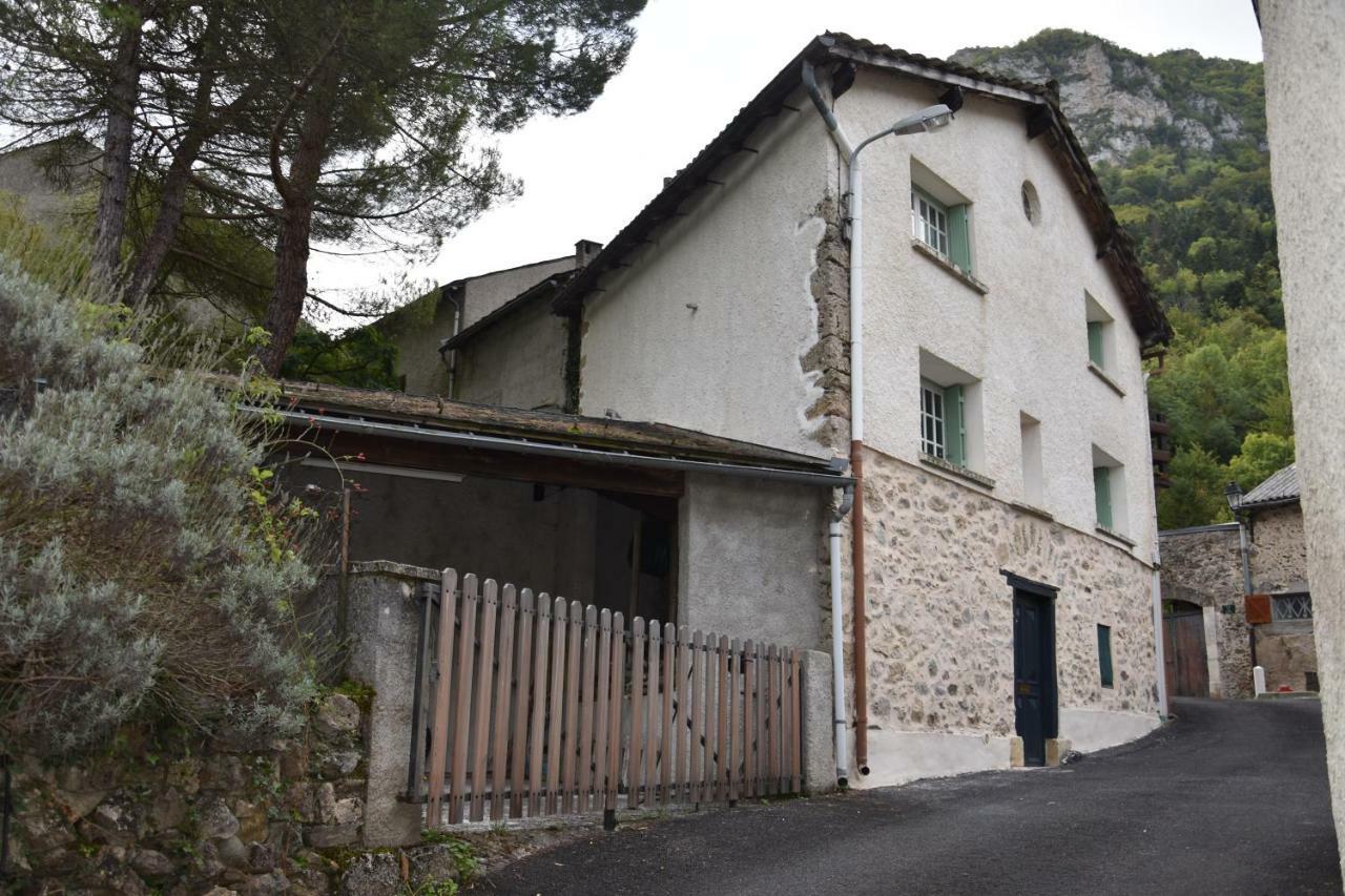 La Belle Audoise Villa Sainte-Colombe-sur-Guette Bagian luar foto